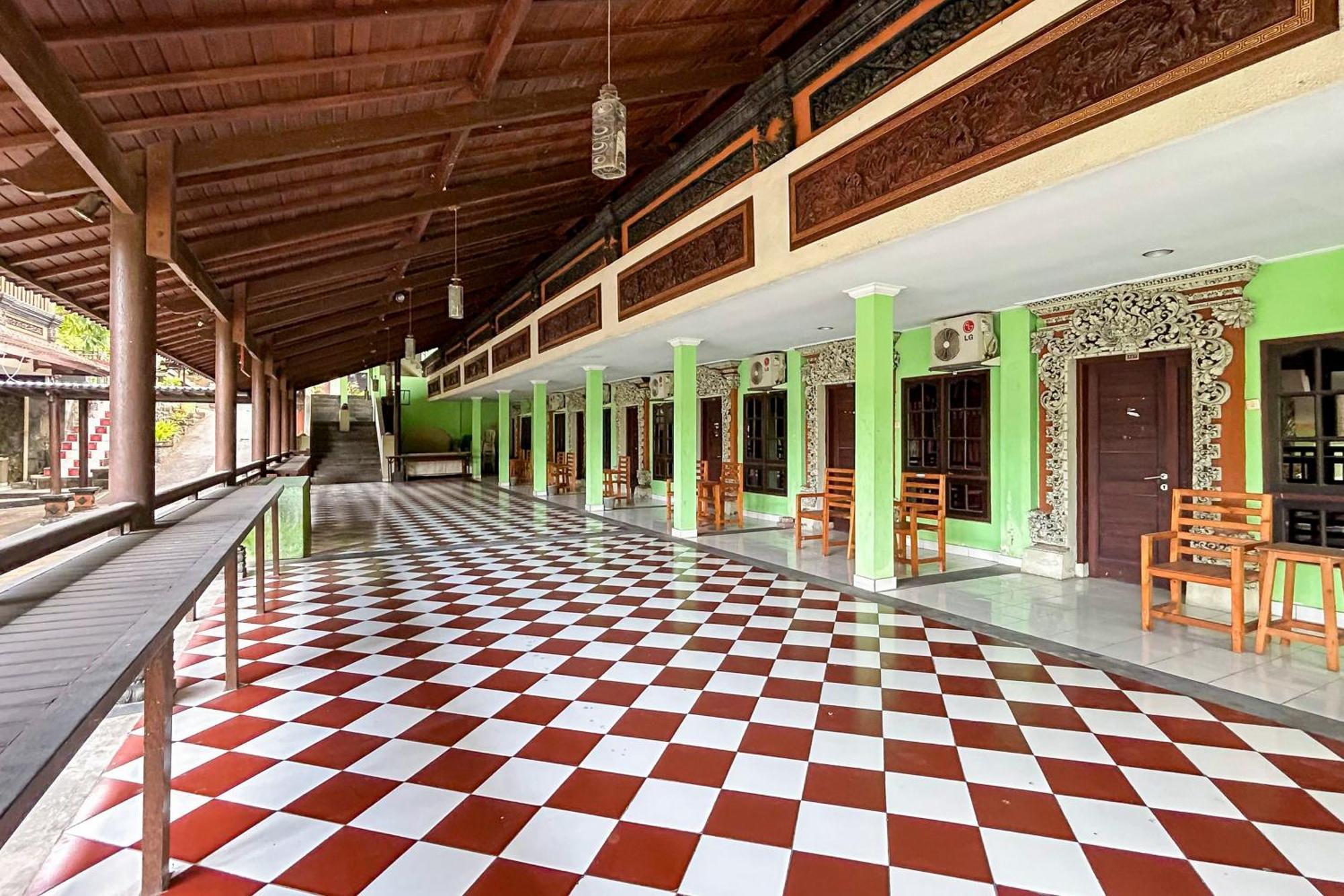 Batukaru Garden Hotel Ubung Denpasar Exterior foto